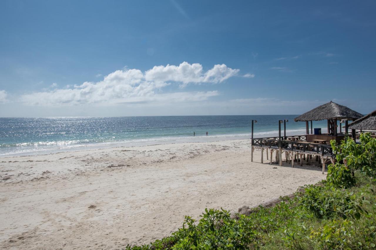 Kilifi Bay Beach Resort Exterior photo