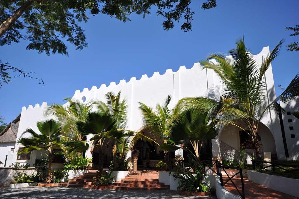 Kilifi Bay Beach Resort Exterior photo