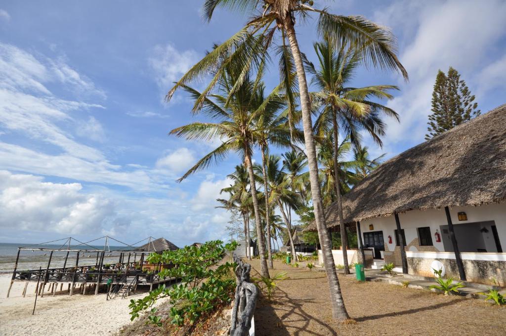 Kilifi Bay Beach Resort Exterior photo