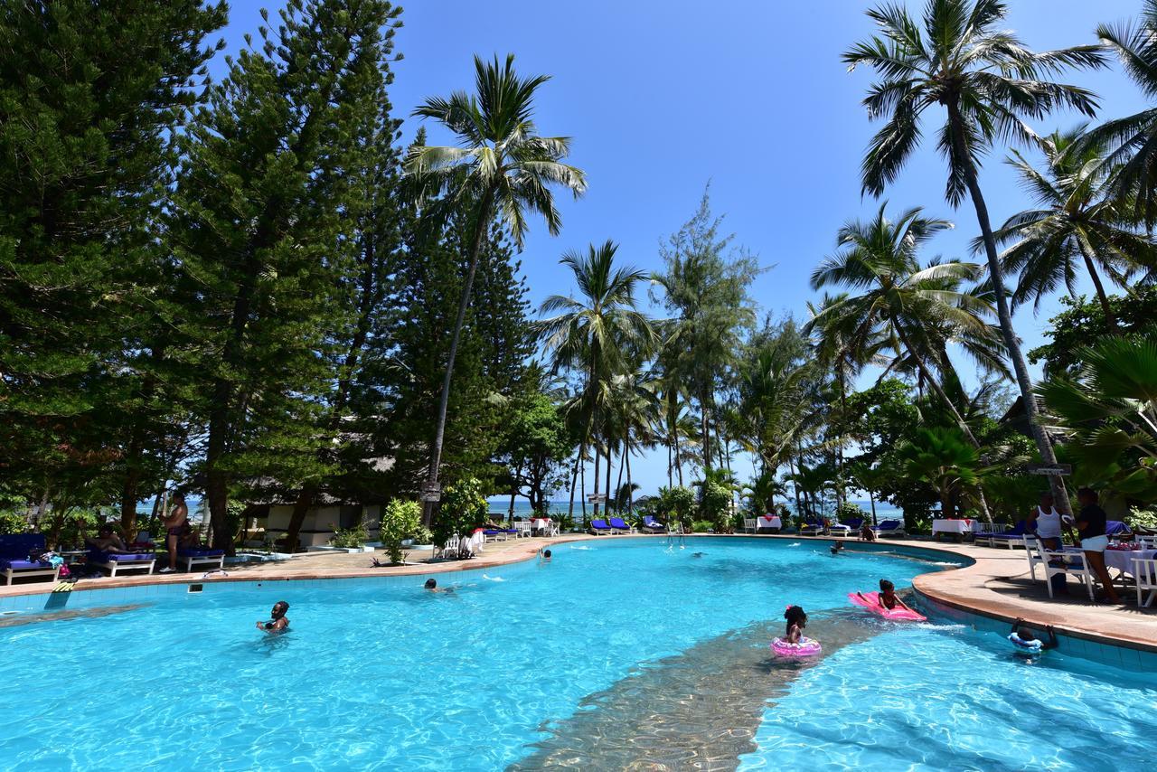 Kilifi Bay Beach Resort Exterior photo