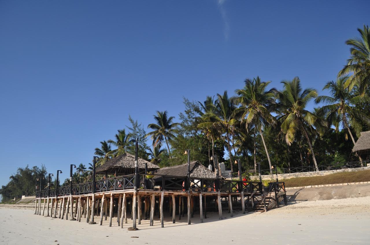 Kilifi Bay Beach Resort Exterior photo